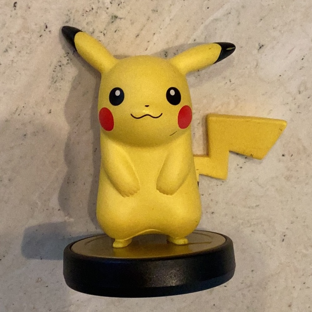 Pikachu Amiibo For Super Smash Bros. Nintendo Wii U Game